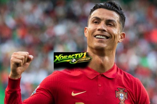 Cristiano Ronaldo nổi tiếng là tiền đạo tài năng với nhiều thành tích